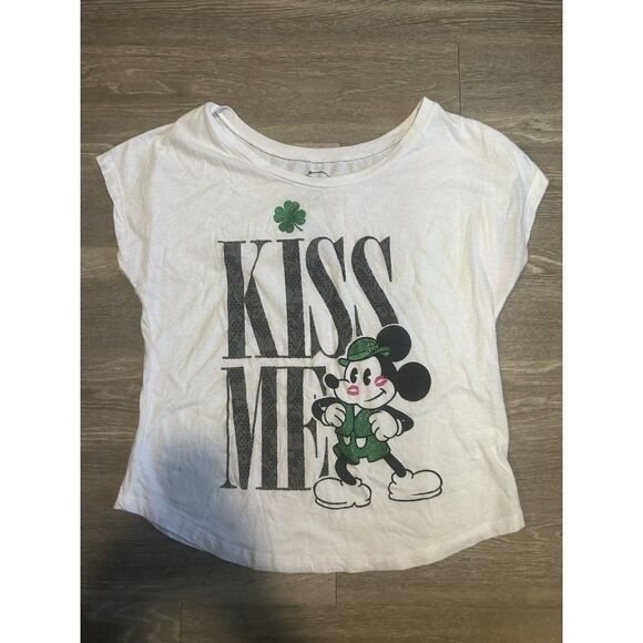 “Kiss me” Mickey Irish T-Shirt | Authentic Disney Store Exclusive - Picture 1 of 3